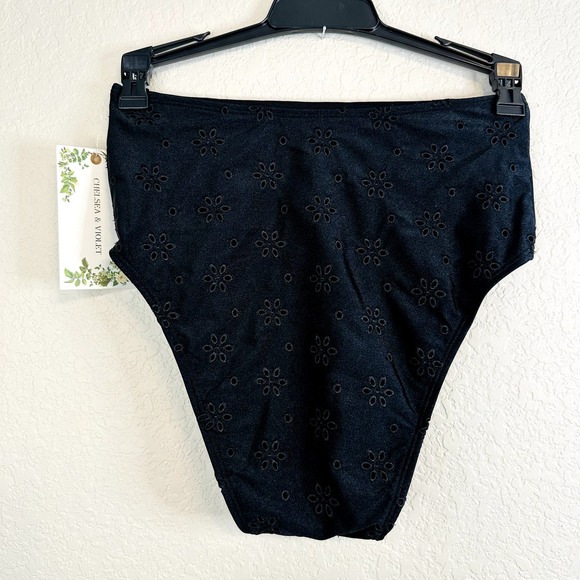 Chelsea & violet Bikini Set XS - Picture 7 of 8